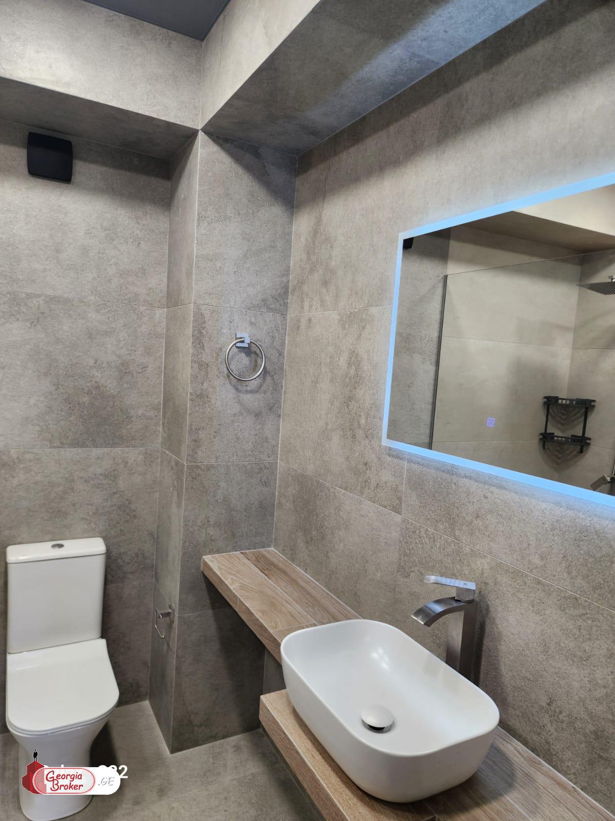 продается квартира с новым ремонтом 1-комната